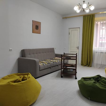 Ners Guest House Ghiumri Exterior foto